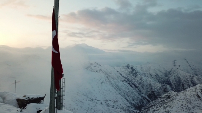 Mehmetçik Dağlıca’yı teröristlere dar etti